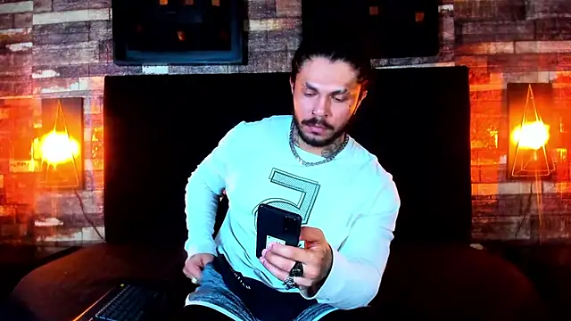 Van Velckan online show from December 9, 4:56 am