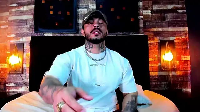 Van Velckan online show from December 12, 4:15 am