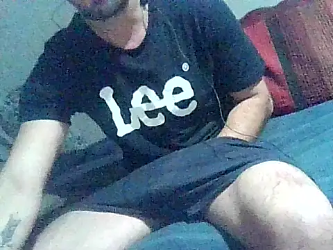 Snapshot of giorgakaci69 chatting on October 8, 10:25 pm giorgakaci69 online show from October 8, 10:25 pm