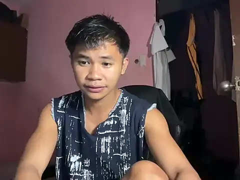 RaVeN354 online show from September 20, 5:46 pm