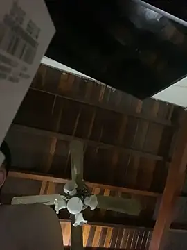 Snapshot of tom_thick chatting on December 19, 9:07 am tom thick online show from December 19, 9:07 am