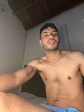 Snapshot of tom_thick chatting on January 15, 3:18 pm tom thick online show from January 15, 3:18 pm