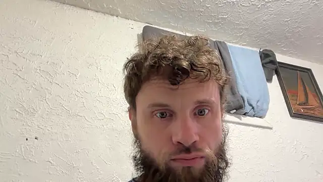 Snapshot of Talenjames4 chatting on September 27, 9:45 pm Talenjames4 online show from September 27, 9:45 pm