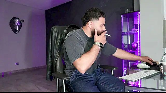 mattmasterss online show from March 22, 10:39 am