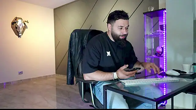 mattmasterss online show from March 12, 9:55 am