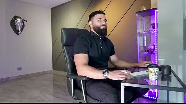 mattmasterss online show from March 8, 9:13 am