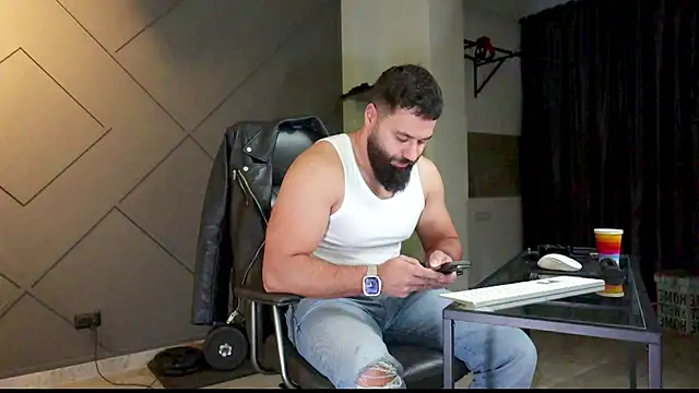 mattmasterss online show from January 15, 4:47 am