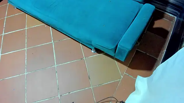 play hard2 online show from December 1, 8:01 pm