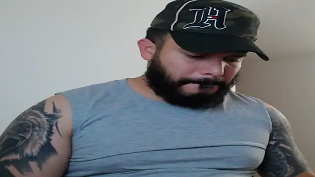 alexandergranda71 online show from January 13, 11:49 pm