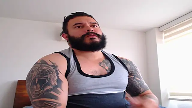 alexandergranda71 online show from March 12, 3:07 pm