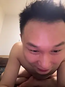 Eric246 online show from April 7, 4:07 pm