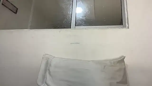 dominic brandd23 online show from January 8, 7:46 am