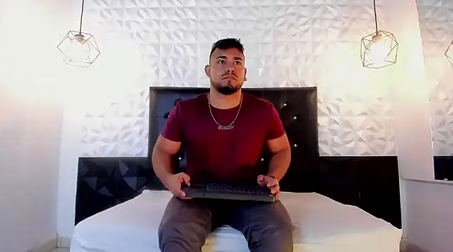 BrianMalonee online show from February 4, 1:59 pm