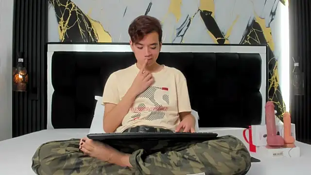 bunny maxi online show from November 21, 1:32 pm