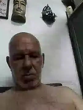 FabiQuilmes online show from February 8, 2:04 am