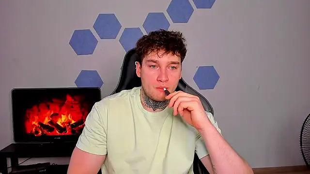 Chris Tyson online show from March 28, 9:20 am