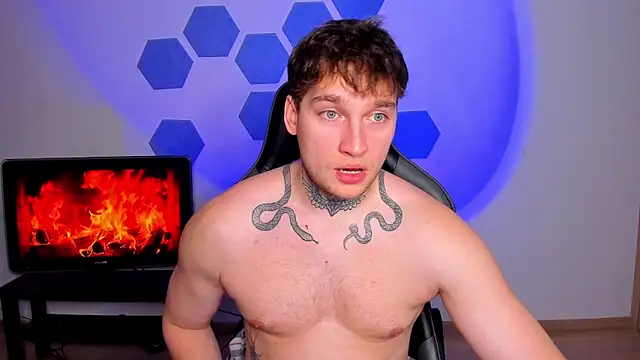 Chris Tyson online show from January 18, 11:23 am