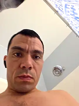 calichemiles online show from March 17, 12:47 am