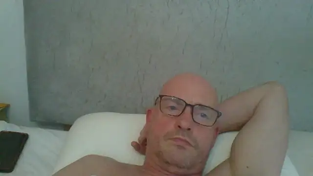 mrtickle0025 online show from February 1, 8:24 am