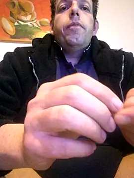 Snapshot of Knuffelstaaf123 chatting on February 28, 3:59 am Knuffelstaaf123 online show from February 28, 3:59 am