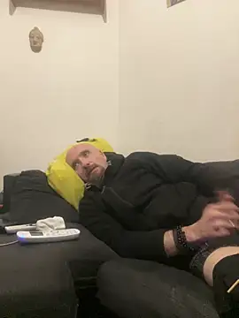 branleurbidu90 online show from January 18, 7:27 pm