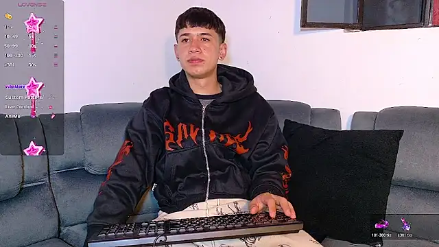 Mr daren  online show from November 6, 7:17 pm