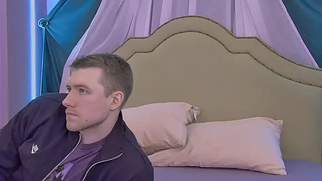 EthanPinkman online show from March 25, 5:00 am