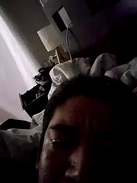 OverfullDamask online show from January 31, 6:57 am