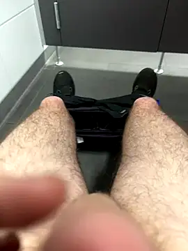 Drummer112 online show from September 23, 1:10 pm