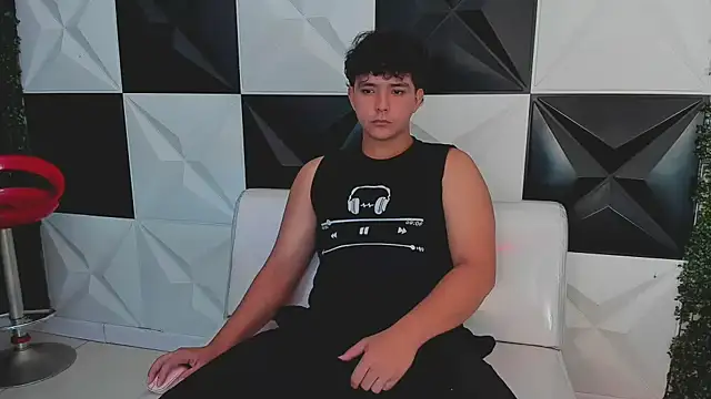 Snapshot of Dani_cumboy chatting on October 2, 2:54 pm Dani cumboy online show from October 2, 2:54 pm