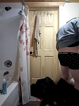 Lilsmokeshow017 online show from March 13, 12:57 pm