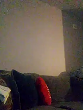 freakniknutty online show from March 5, 9:44 pm