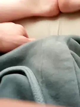 NudeYogaBoy online show from April 28, 12:32 pm