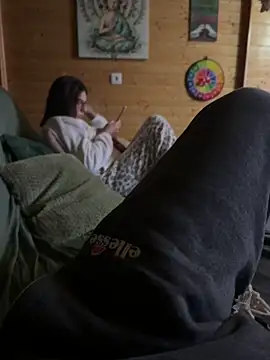 AreiasTuga online show from March 12, 11:56 pm