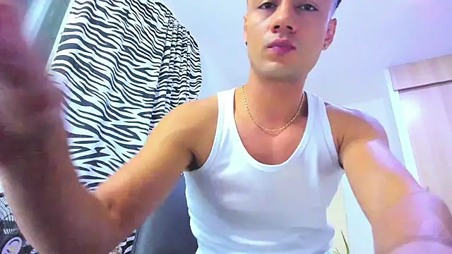 Snapshot of Sebastian-Dash chatting on February 5, 2:08 am Sebastian-Dash online show from February 5, 2:08 am