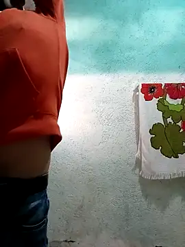 crowten online show from November 26, 2:53 pm