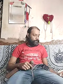 BadBoySmoker7070 online show from November 13, 5:56 am