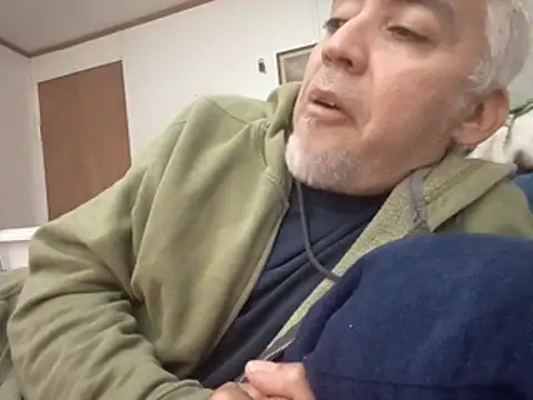 Xoc8  online show from January 12, 2:15 am