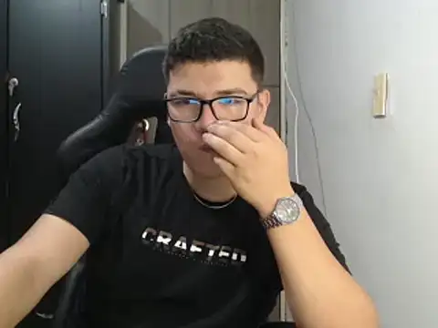 Plug Control online show from March 12, 4:41 am