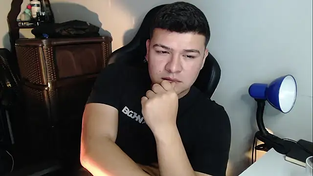 Plug Control online show from January 14, 12:26 am