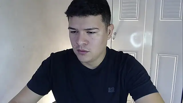 Plug Control online show from September 30, 7:17 pm