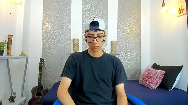 Nikolay Gregori online show from March 14, 4:10 am