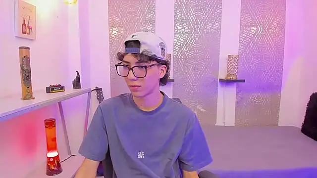 Nikolay Gregori online show from October 8, 5:01 am