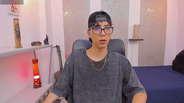 Nikolay Gregori online show from October 1, 5:00 am