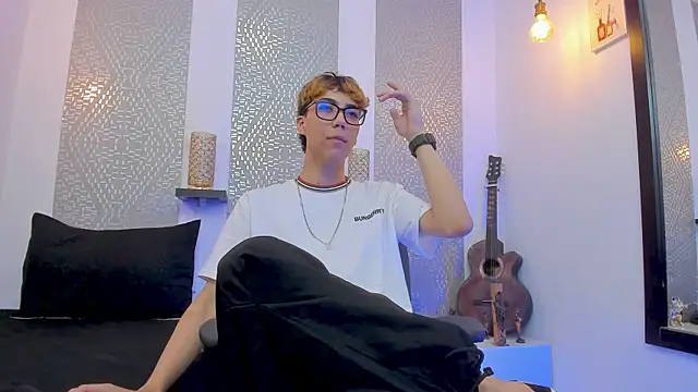 Nikolay Gregori online show from December 10, 4:13 am