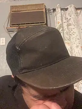 Snapshot of Miguel16i chatting on January 24, 3:43 am Miguel16i online show from January 24, 3:43 am