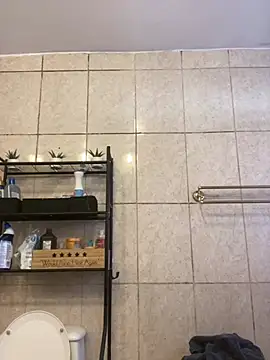 Snapshot of Miguel16i chatting on January 30, 9:36 pm Miguel16i online show from January 30, 9:36 pm