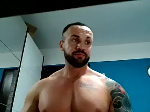 Snapshot of Magnificmuscles89 chatting on February 5, 1:54 pm Magnificmuscles89 online show from February 5, 1:54 pm