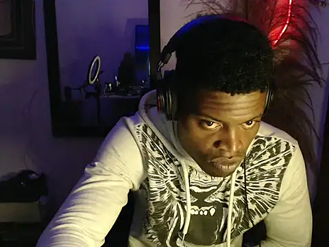 elnigga21 online show from April 12, 12:06 pm