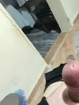 ssikerek23 online show from December 5, 2:51 am